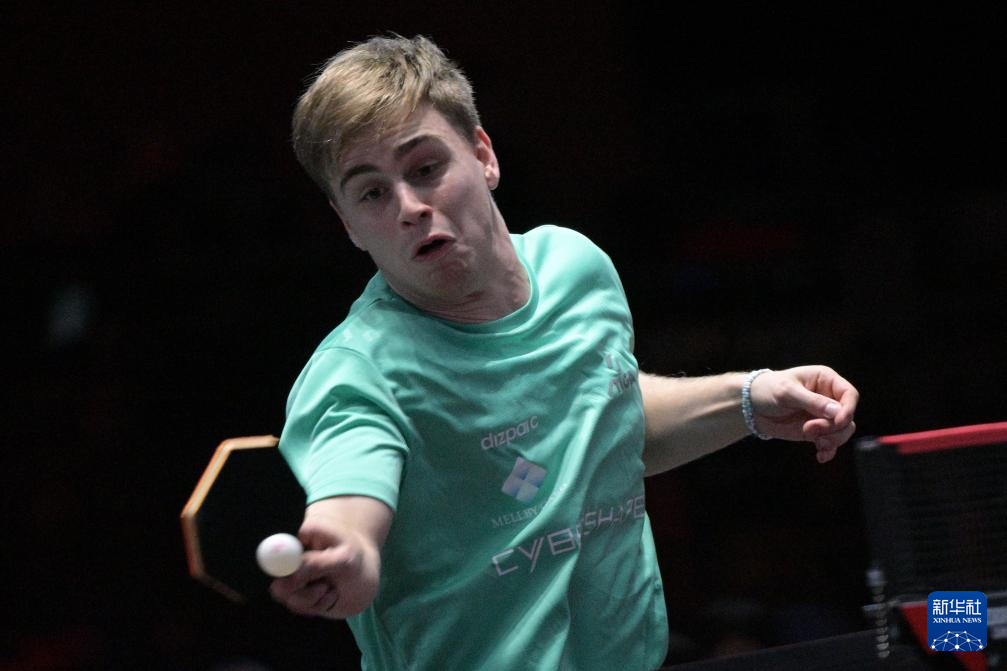 使得全队在 使得全队在