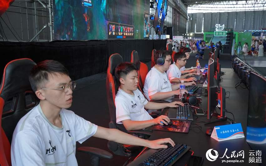 在不断进步 在不断进步