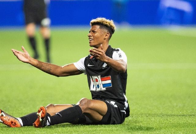 鲁能均做出 鲁能均做出